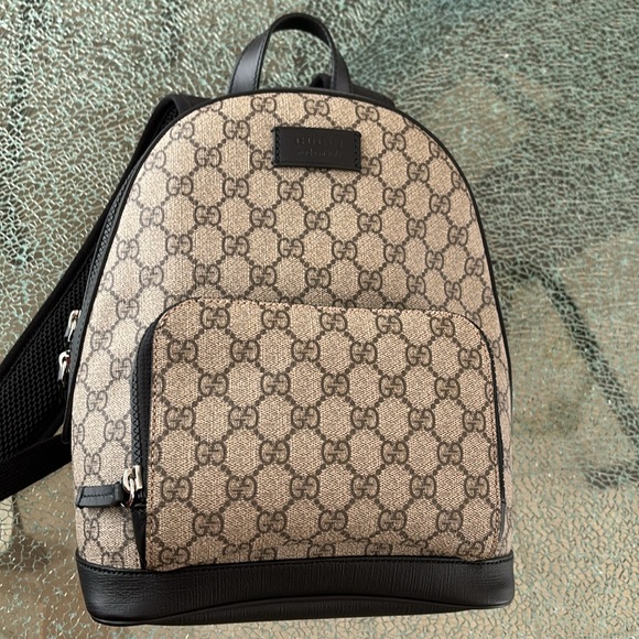 Gucci Handbags - GUCCI Backpack GG Supreme Small Beige/Ebony